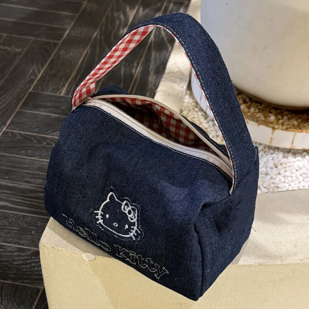 مرحبا كيتي التطريز حقائب مستحضرات التجميل سانريو أنيمي حقائب الكرتون حمل سعة كبيرة حقيبة صغيرة السفر المنظم حقيبة الهدايا