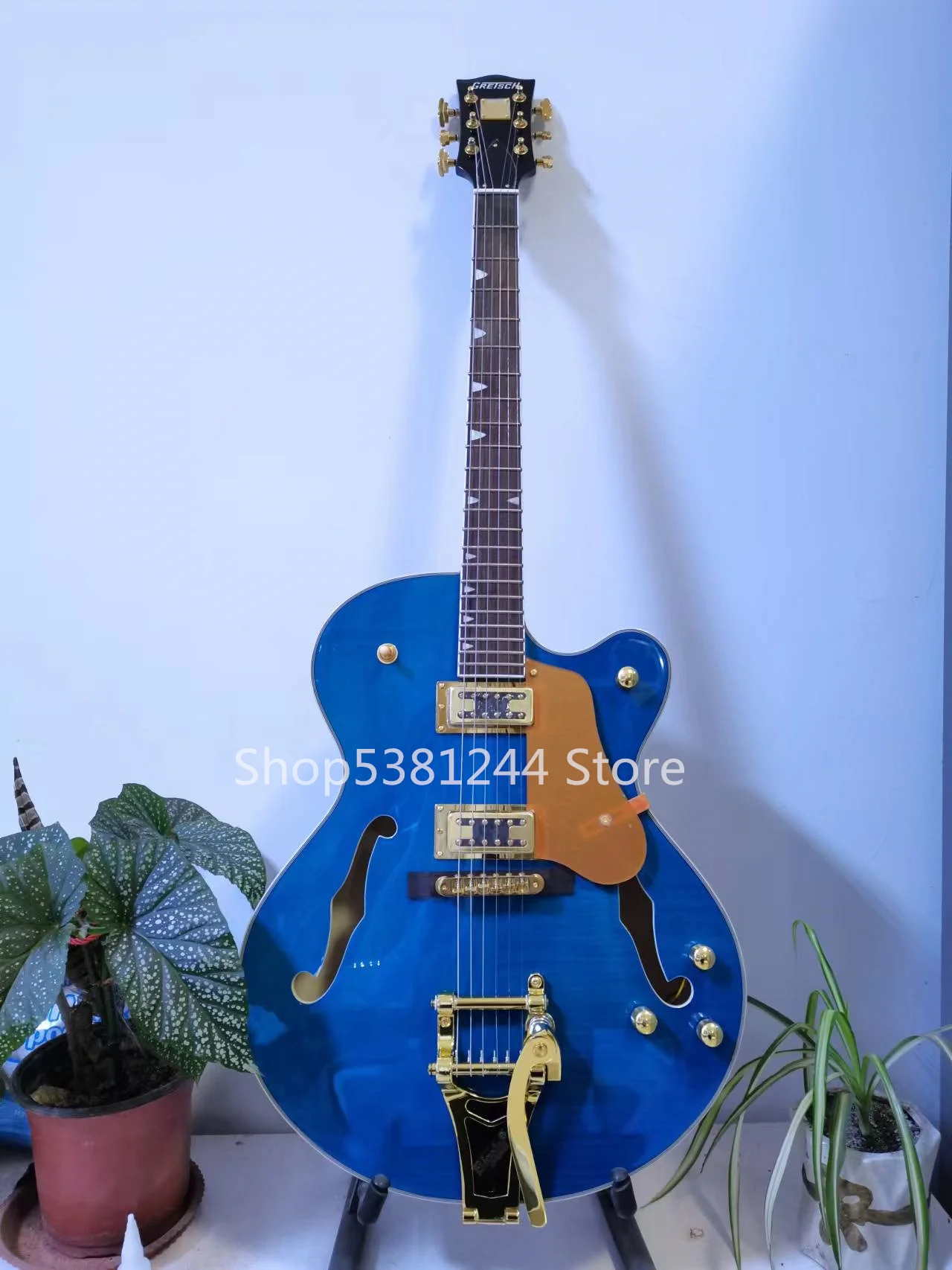 Free transportation, jazz 6-string electric guitar, hollow guitar, gold accessories