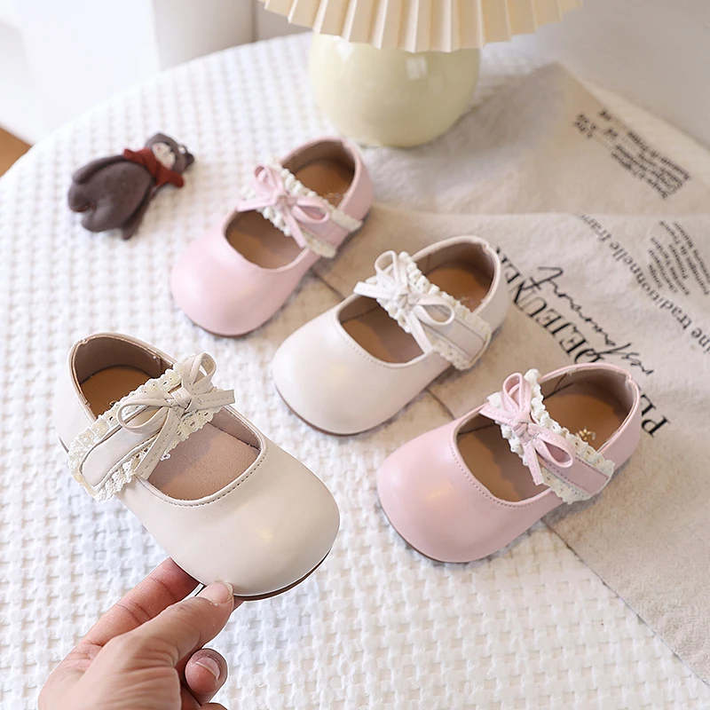 

Girls' Lightweight Leather Shoes with Lace Bow Elegant Casual Soft Sole Children's Shoes New 2026 Size 21-30
