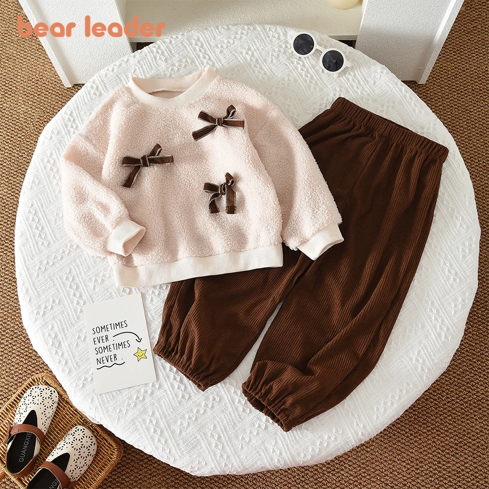 

Bear Leader, осенне-зимняя плотная теплая детская одежда, топ с длинными рукавами и бантом + брюки кофейного цвета, однотонная одежда для девочек