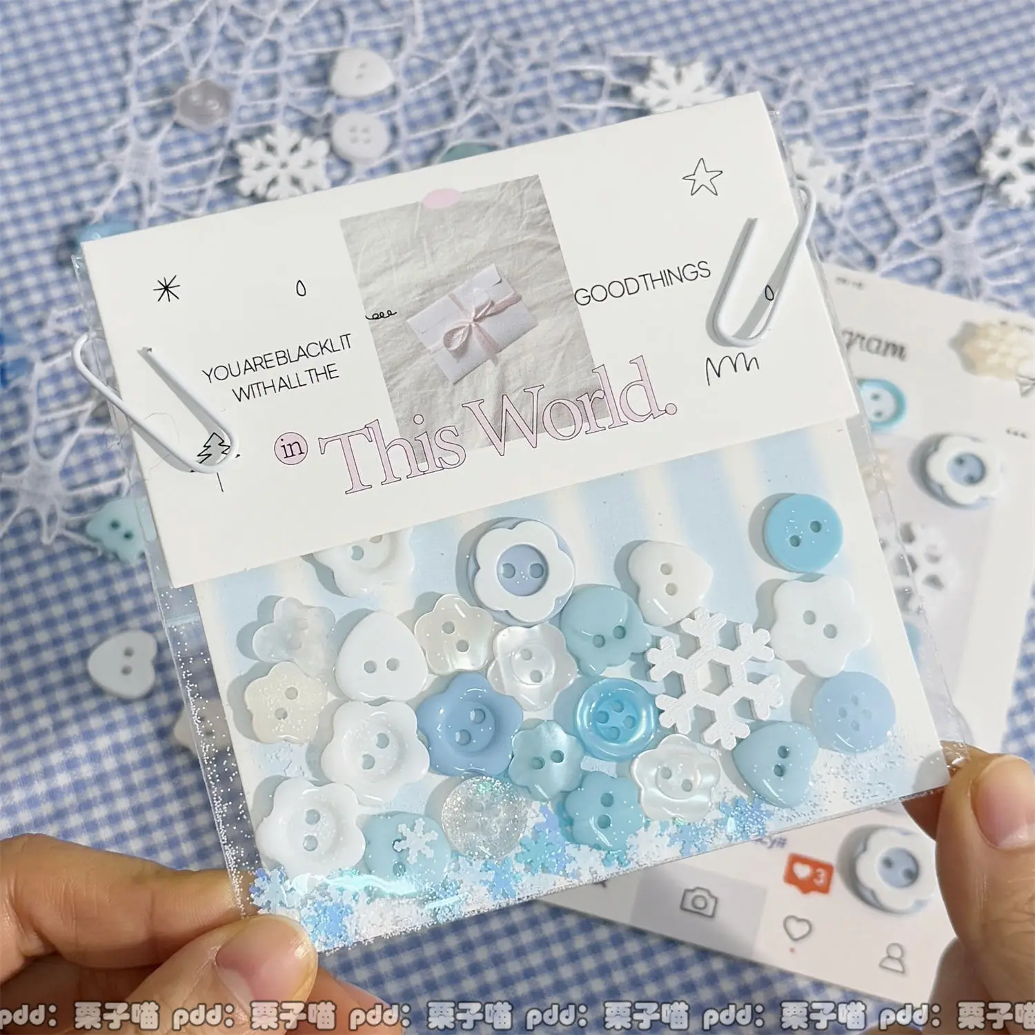 10/22pcs High Beauty Blue and White Button Blind Box, Snowflake Wood Button, DIY Bookkeeping Decoration Accessories