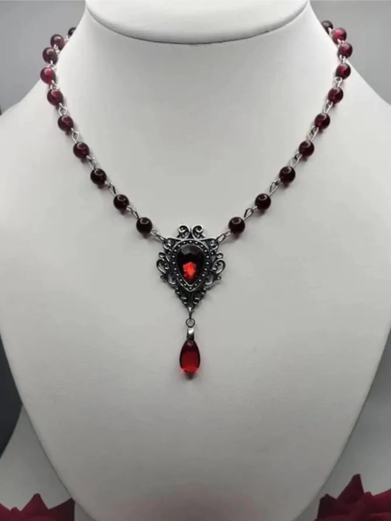 Gothic Vampire Crystal Cameo Rosary Necklace For Women Witch Halloween Jewelry Accessories Gift Red Rosary Drop Pendant Choker