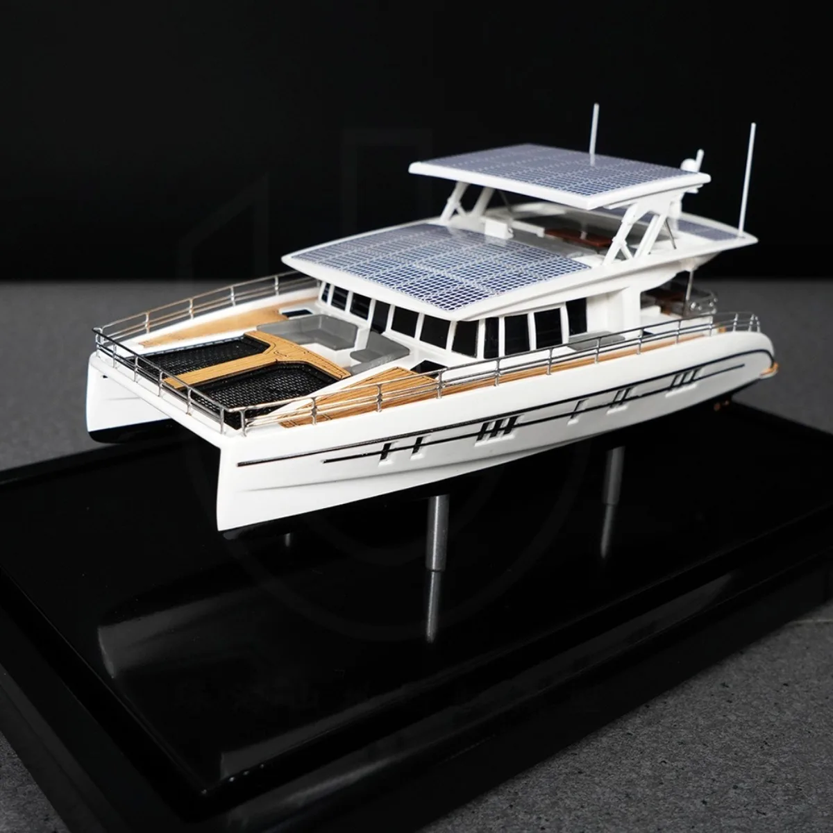 

1/100 SILENT YACHTS Luxury Yacht Model 27cm Carefully Crafted 3D Printed Static Model Boy Toy Gift Ornaments