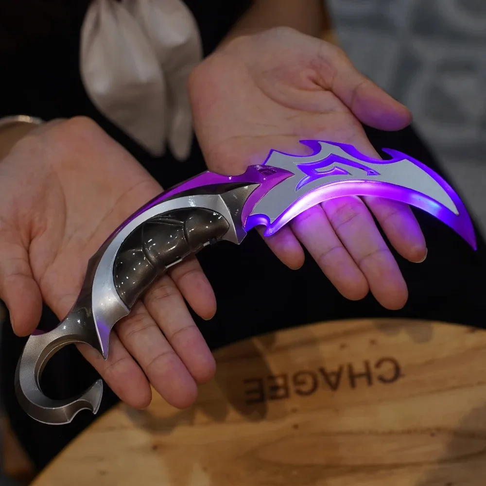 Valorant Reaver Karambit متوهجة الدعائم أرقام نماذج الأسلحة اللعب لعبة غير مرجة السيف مخلب سكين تأثيري هدايا السيف الضوئي #2