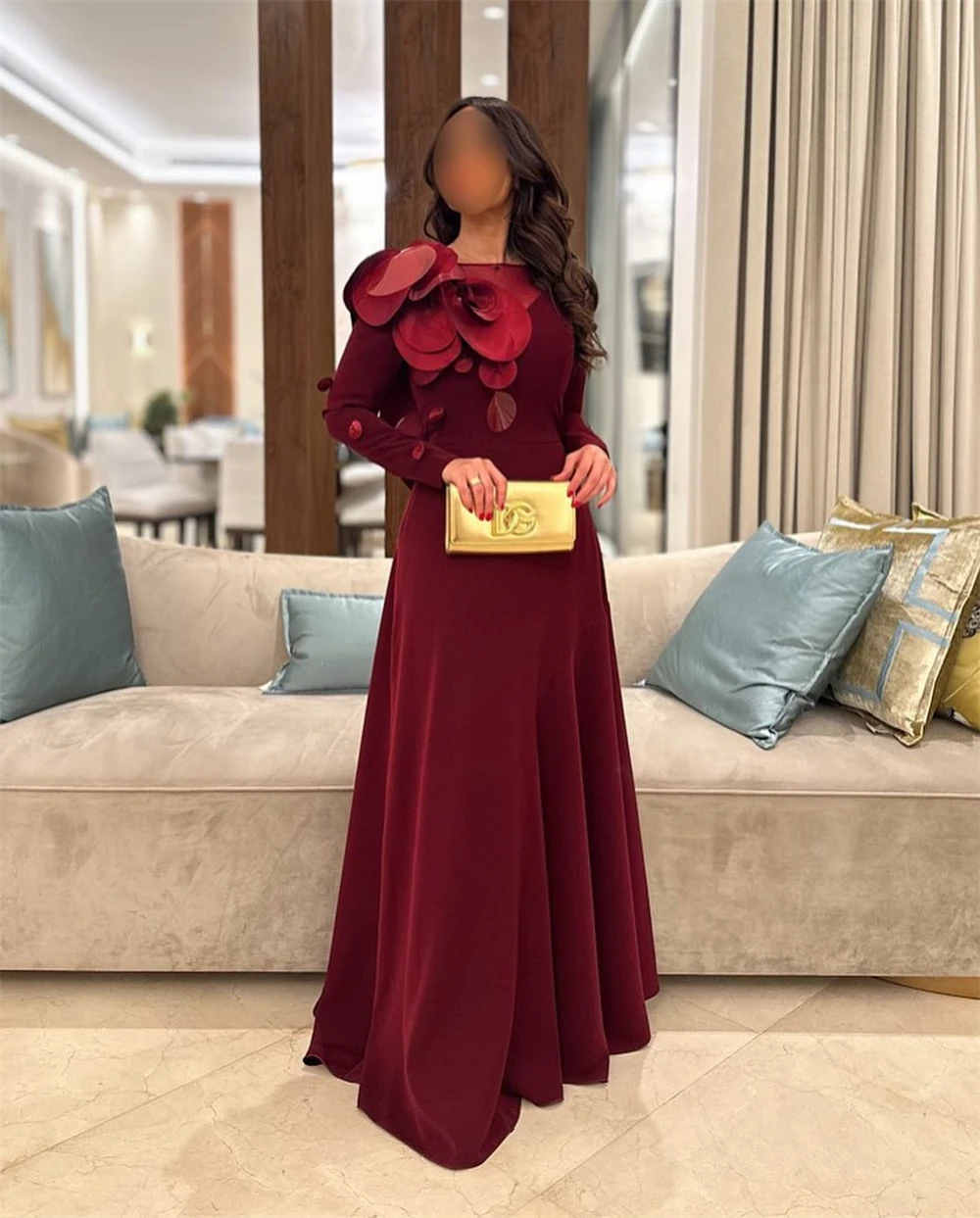 Customized High Quality Burgundy Jersey Evening Dress Delicate Flowers Appliques Crew Neck Long Sleeves Sweep Train Prom Dress