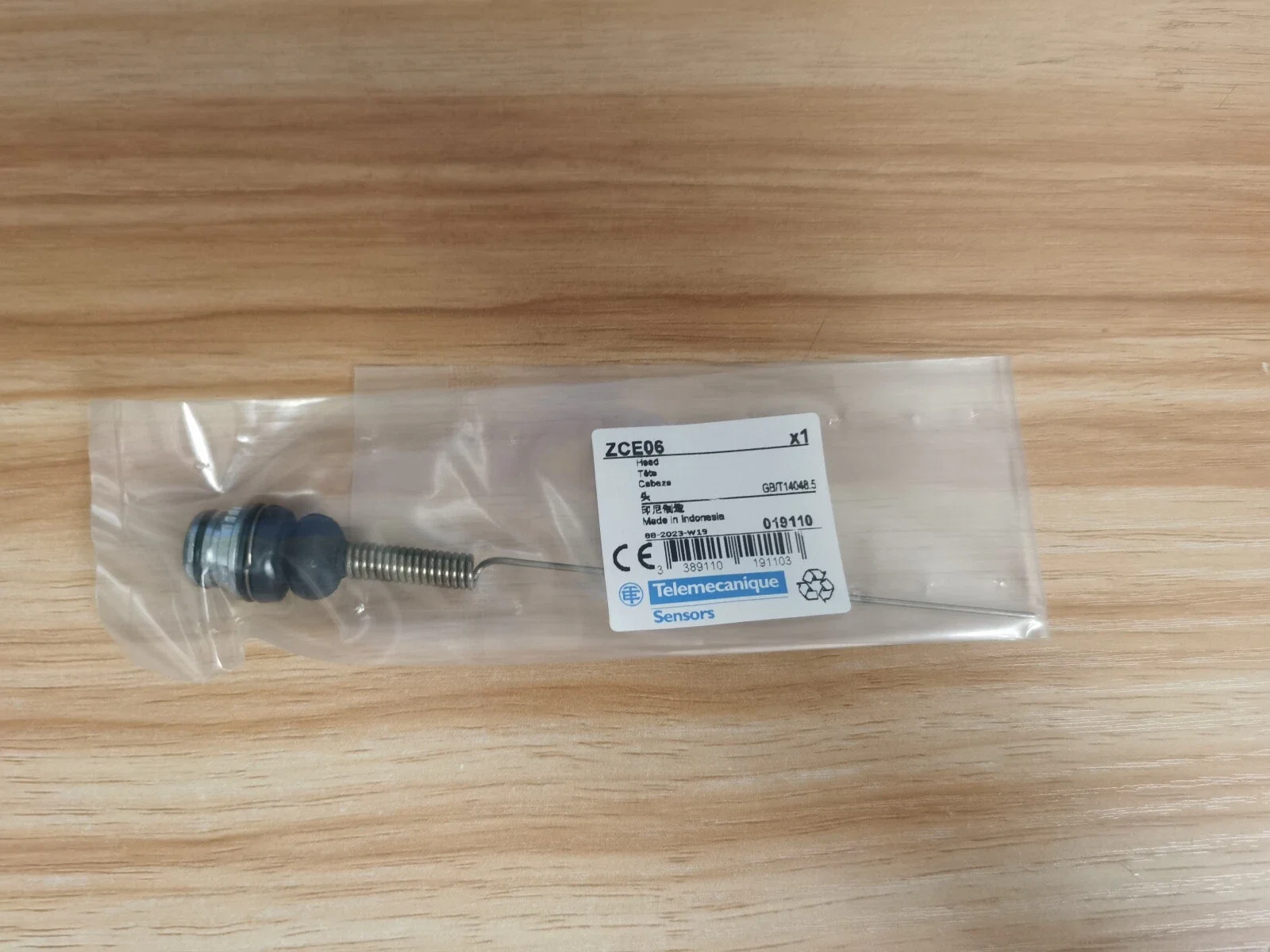 Travel switch head  XC Standard, ZCE, cat's whisker with nitrile boot ZCE06