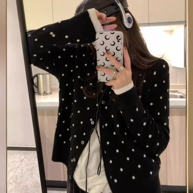 Numerous Dots O-Neck Button Cardigan Women Knitted Retro Daily Sweater Cardigan Long Sleeved Knitted Cardigan Autumn Winter