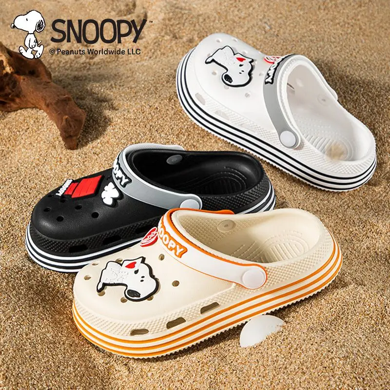 

Kawaii Snoopy Cartoon Cute Children's Hole Shoes Summer Baotou Cool Slippers Anti Slip Shoes Garden Shoes Toys for Kids