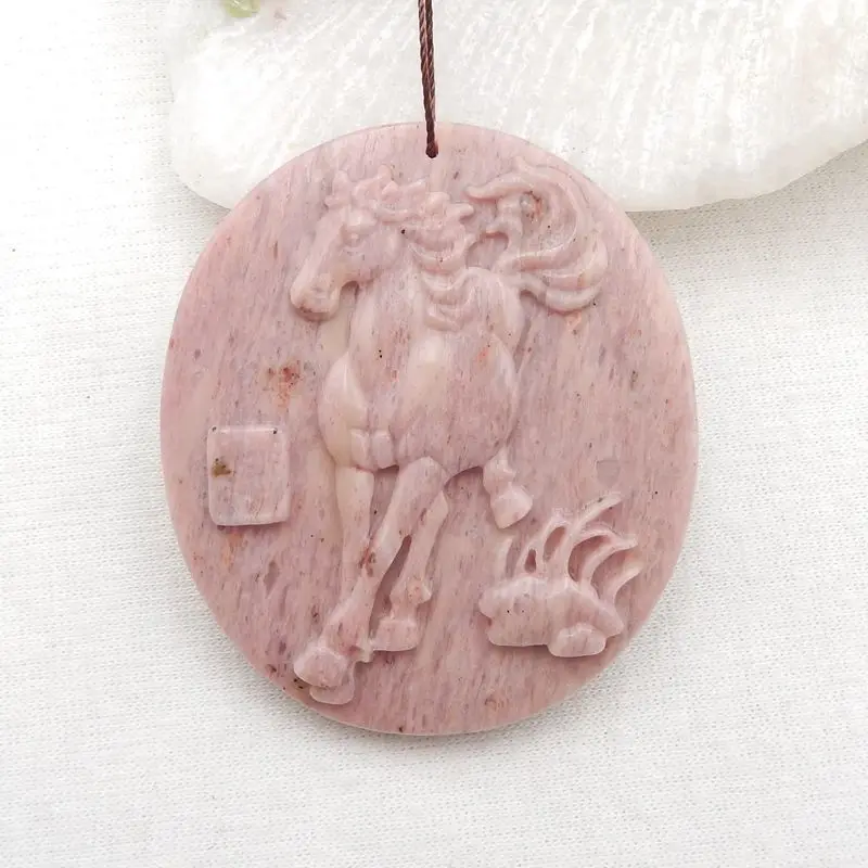 

Natural Stone Rhodonite Carved Horse Pendant Bead 53x47x8mm 34g Semiprecious Stone Fashion Jewelry Necklace Accessories