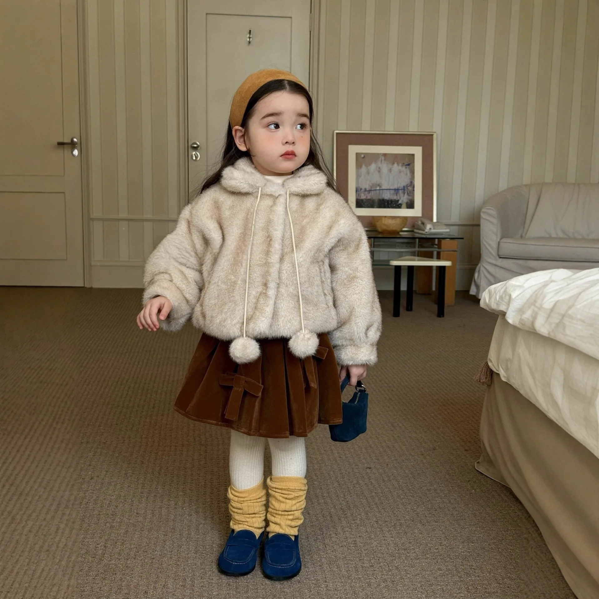 2025 New Winter Girls Hooded Fur Coat Comfortable and Casual Plus Velvet Thickened Imitation Fur Top and Skirt Two-piece Set