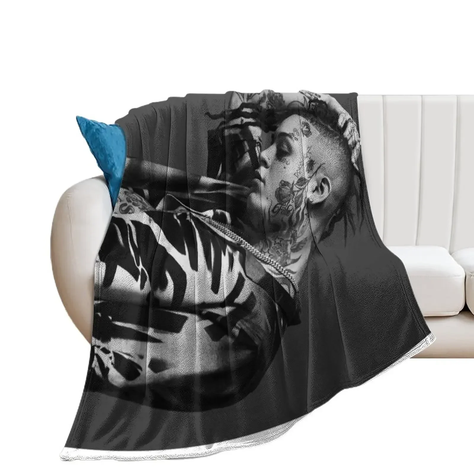 

Lil Skies Throw Blanket Warm Thin Flannel Fabric Blankets