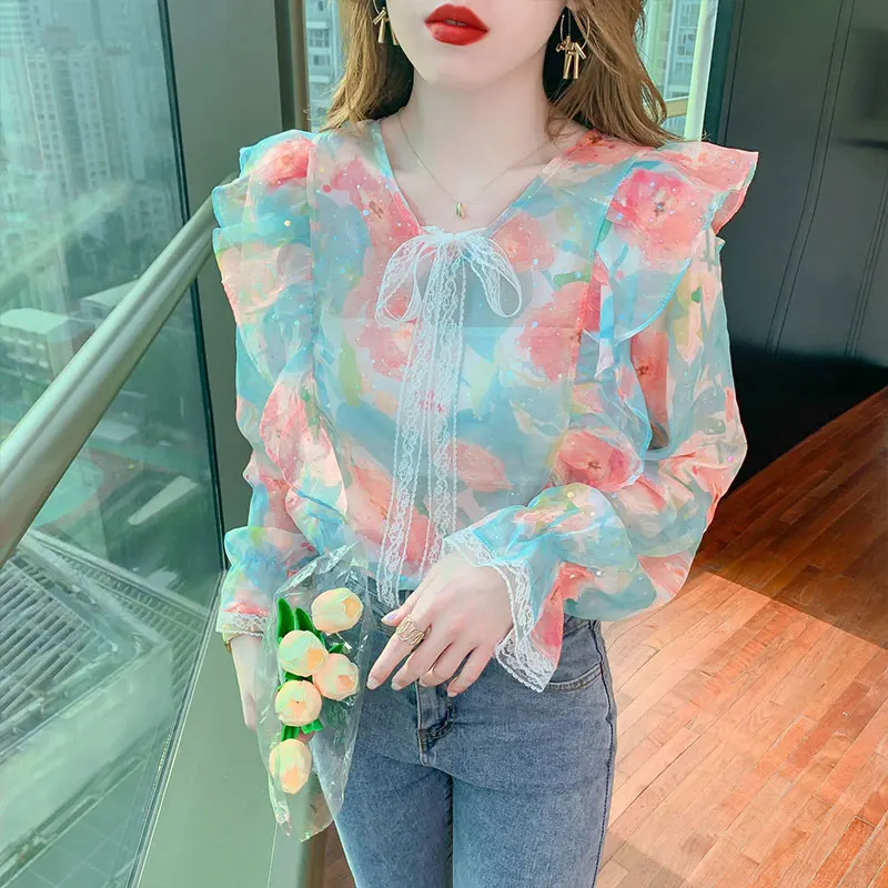 Elegant Fashion Harajuku Slim Fit Blouse Printed V Neck Lace Long Sleeve Tops Women Sweat Casual Loose Harajuku Female Clothes