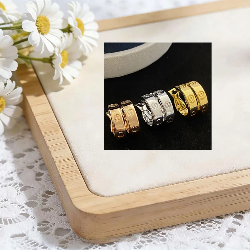 

2026 High-Quality Fashion Classic Stud Earrings - Unique Design with Sophisticated Appeal