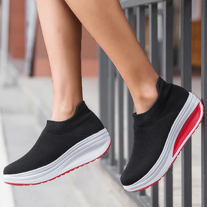 Fashion Casual Shoes Sneakers For Women 2024 New Mesh Comfortable Sneakers Women Slip On Sock Ladies Flat Shoes Shoes For Women