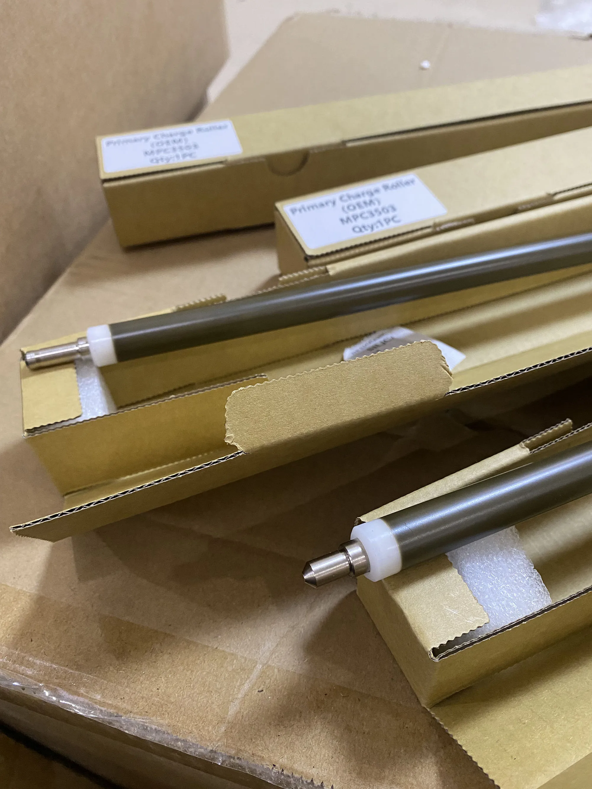 

1 ролик первичного зарядного устройства OEM коричневого цвета для Ricoh MPC3003 3503 3004 3504 4503 5503 6003 4504 5504 6004 IMC3000 PCR AD02-7050