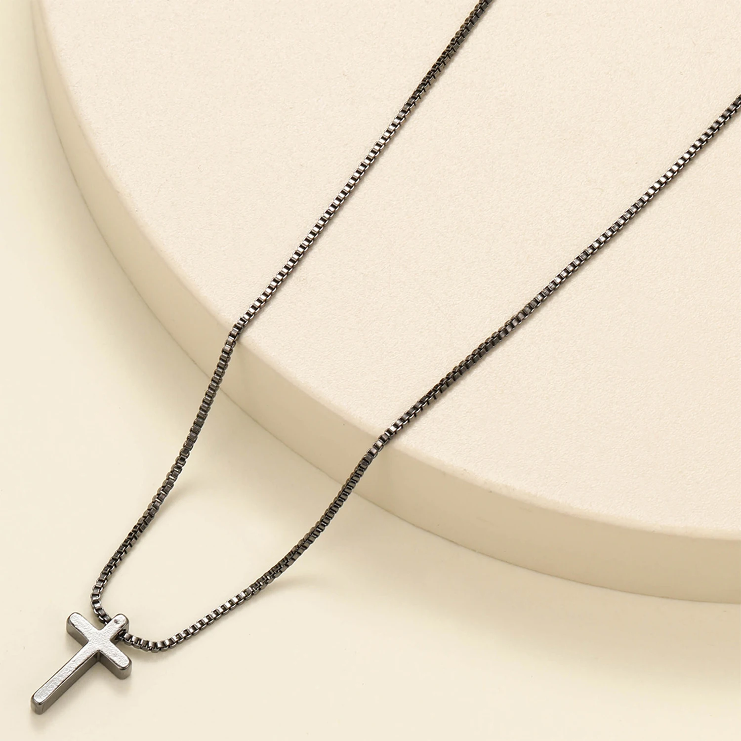 Fashion Female Cross Pendants dropshipping Gold Black Color Jesus Cross Pendant Necklace Jewelry For Men/Women Wholesale image 4