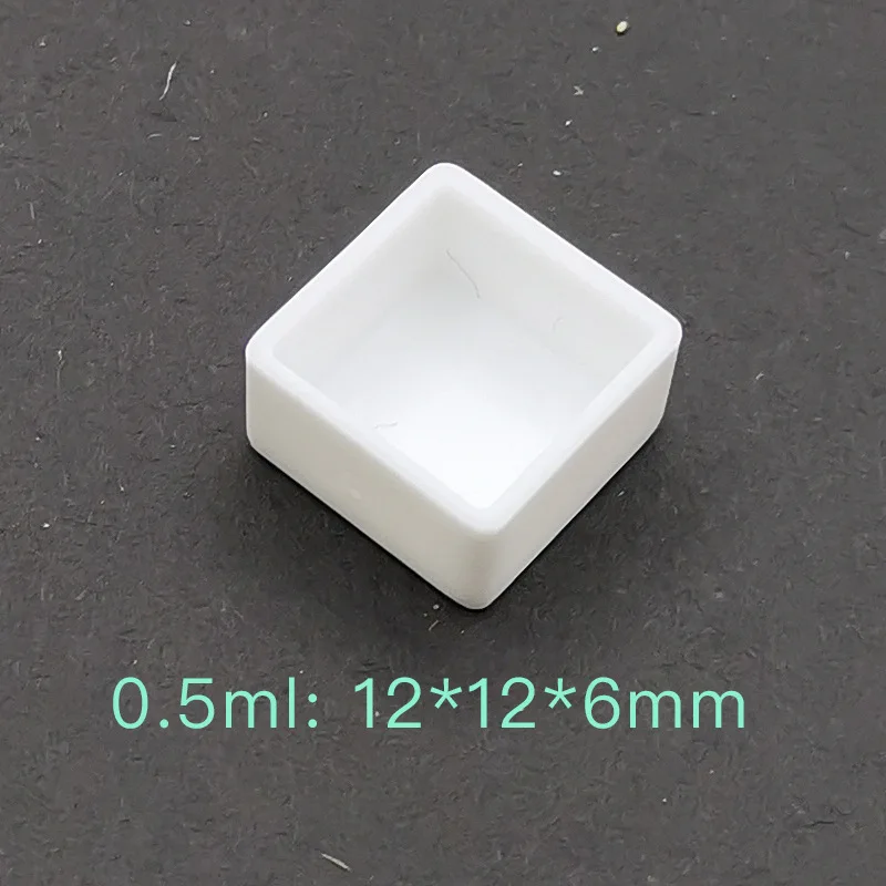 25/50/100pcs 0.5ml Square Transparent/White Color Empty Plastic Watercolor Paint Pans for Watercolor Acrylic Oil Gouache Paints