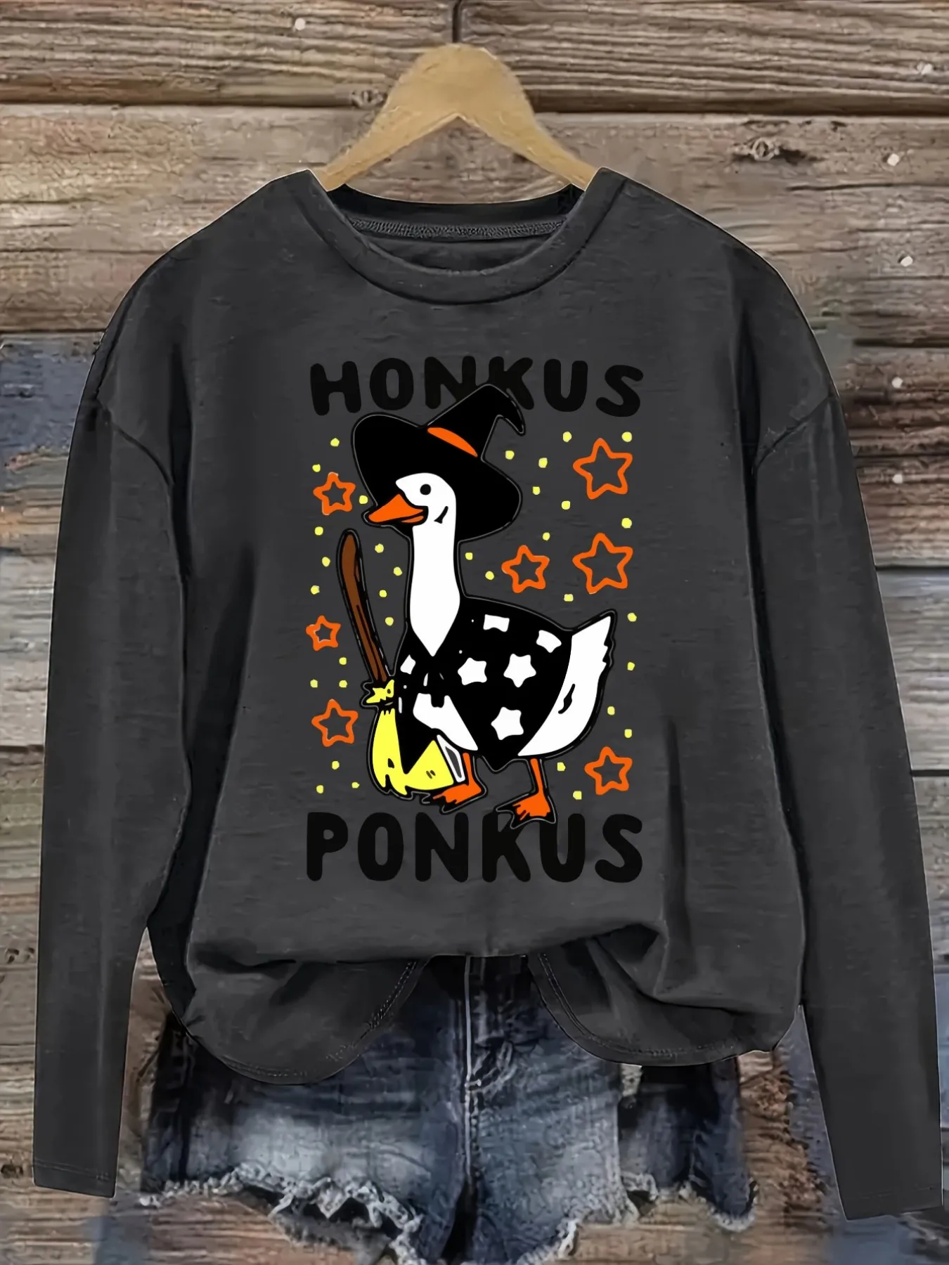 Women's Casual Long Sleeve Crew Neck T-Shirt Honkus Ponkus Witch Duck Stars Design, Round Neck Women's Clothing, Machine Washable, Slightly Elastic, Loose Fit, Spring Autumn Winter Women's T-Shirt, Halloween Costume Outfit