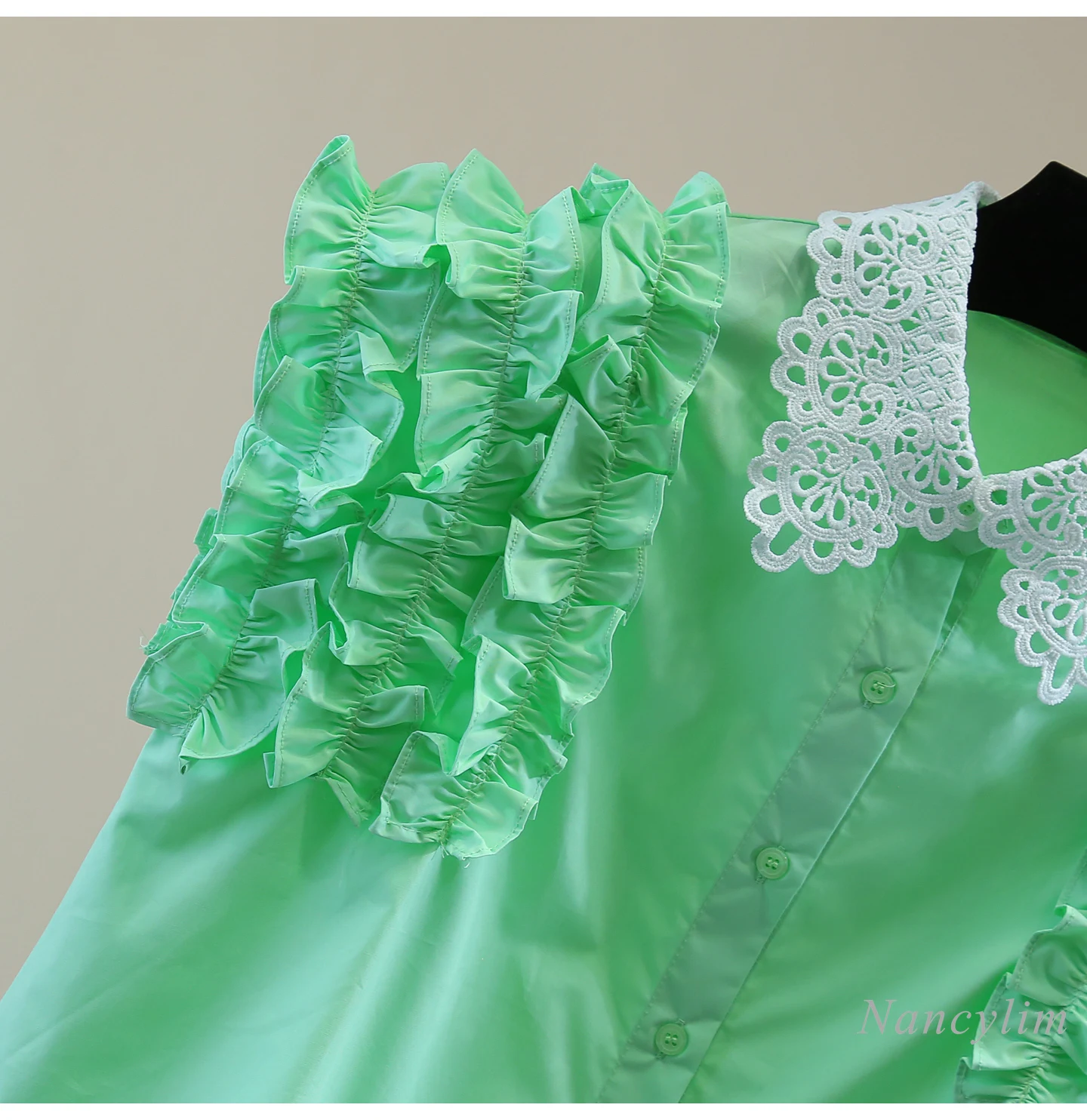 Lace Splicing Sleeveless Shirt, Fresh Green Blouse for Women, 2025 Summer High-waisted Short Fungus Edge Straight Blusas Femme