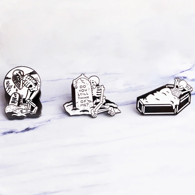 Lonely death enamel pin Skeleton coffin grave brooch Punk dark humor Badge Gift for friends Lapel pin jewelry for Jeans cap bag
