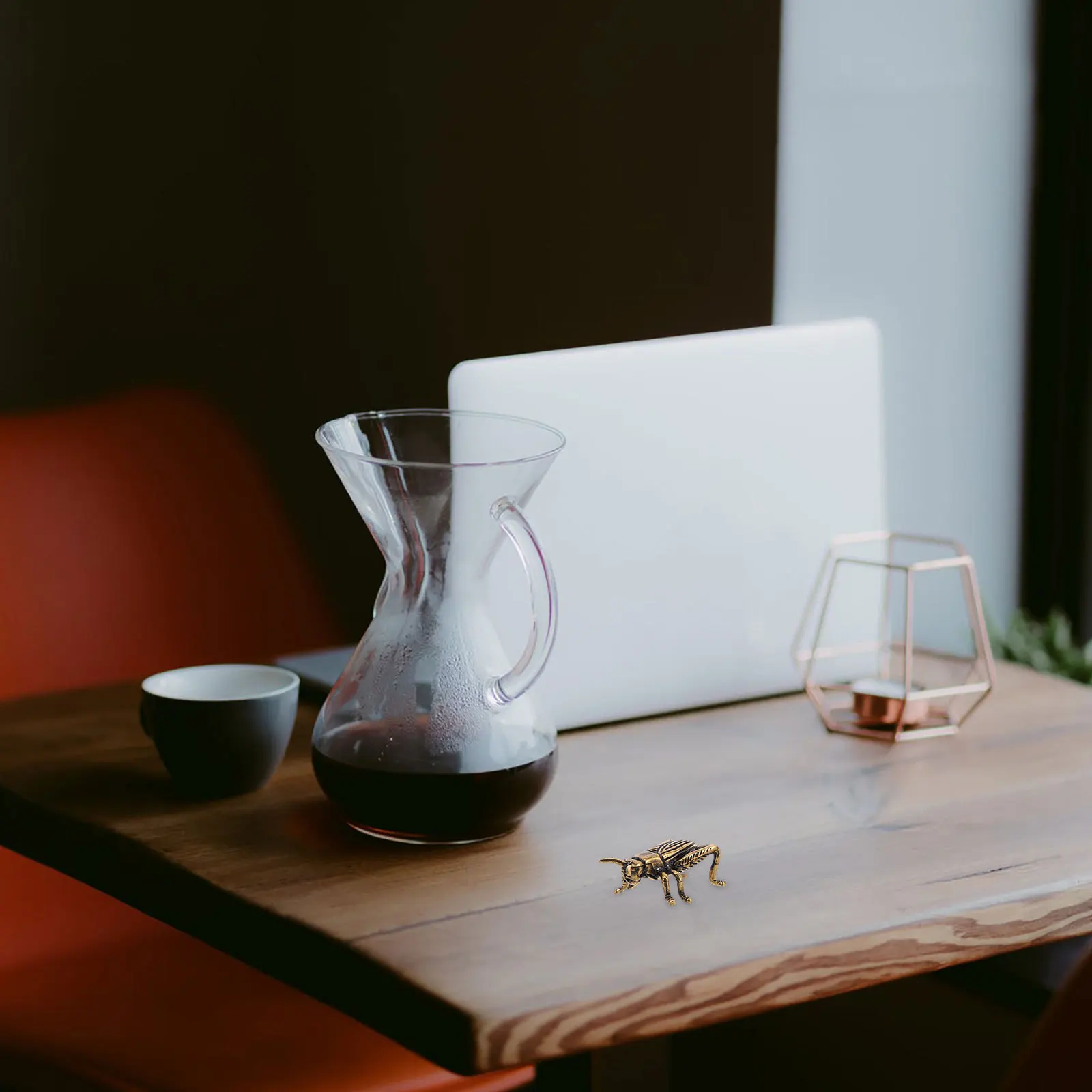 

Mini Brass Crickets Ornament Small Vintage Decorative Retro Figure for Office Desk Display Table Feng Shui Brass Crickets