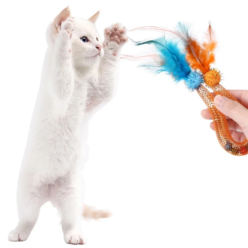 Elastic Rope Cat Chew Toy with Feather and Catnip, Bite-resistant Teaser Wand, Molar Play Toy to Help Kittens Relieve Boredom