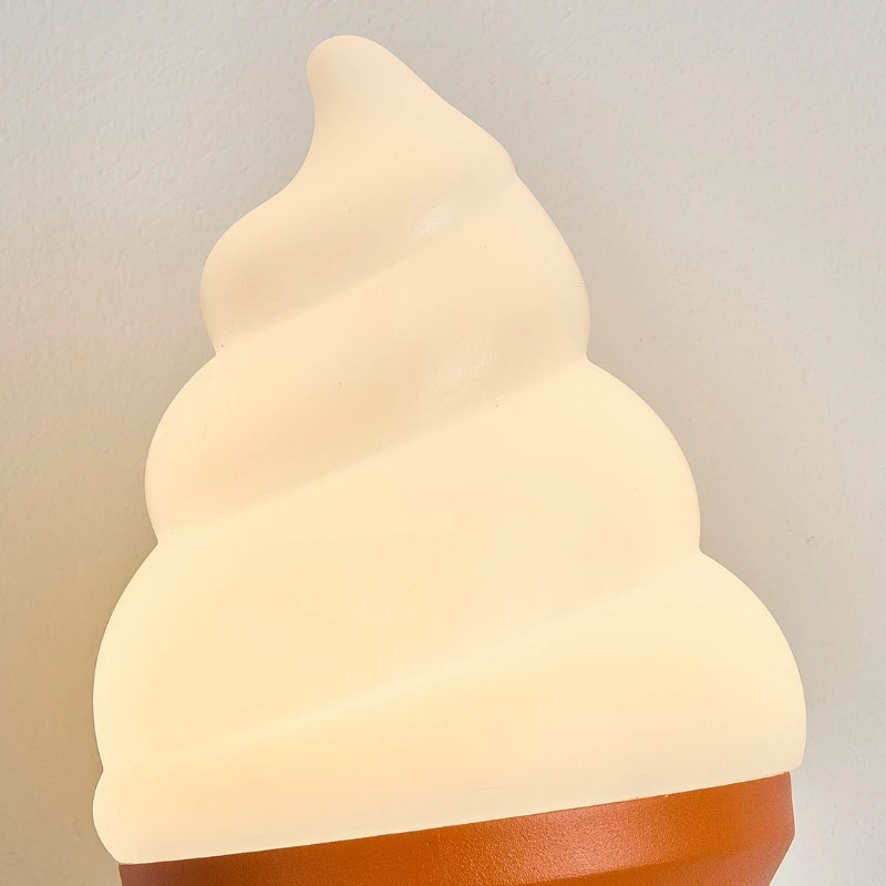 モダンな鉄製ベース LED ウォールランプ PVC アイスクリームランプシェード アート装飾 個性 リビングルーム ベッドルーム レストラン 廊下 壁掛け照明