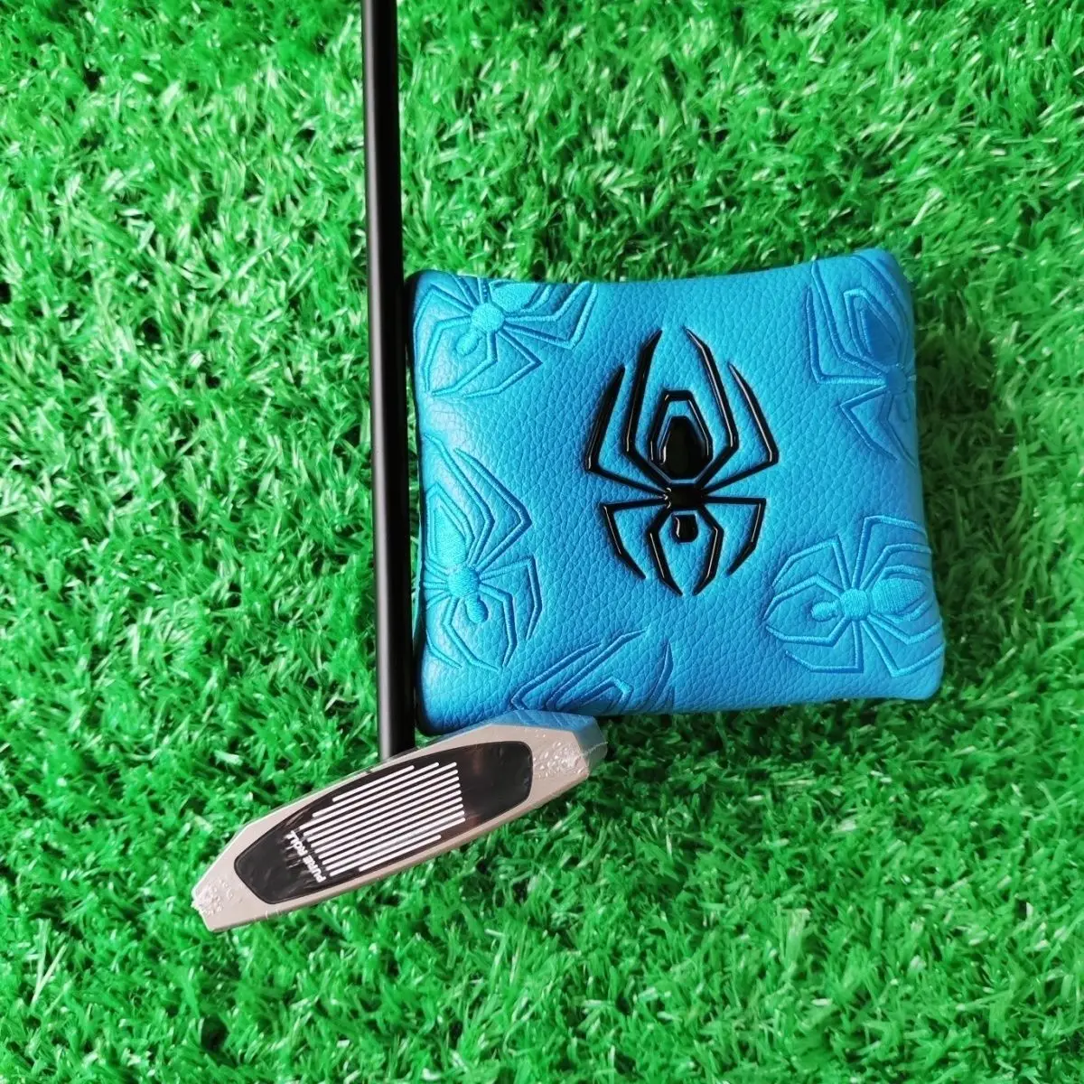 Putter de mazo de golf Zero Torque, promueve el rollo puro y la precisión en el curso, la mano derecha de los hombres.