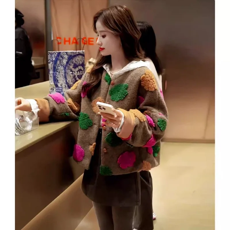 

Winter Autumn Splicing Lamb Jacket Women 3D Flowers Wool Single Breasted Outwears Loose New Soft Warm Cotton Coat