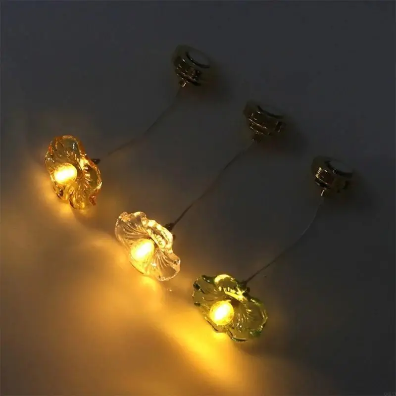 

Реалистичная мини -потолочная лампа цветочная мебель игра в кукольный дом украшения