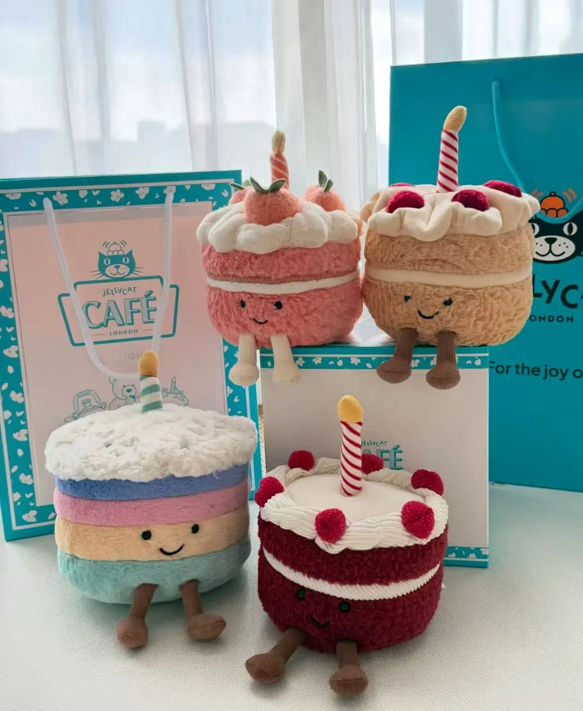 Regenboog verjaardagstaart knuffel 6 inch amuseables gevuld dessert zachte vulling cadeau voor alle leeftijden schattig en knuffelig