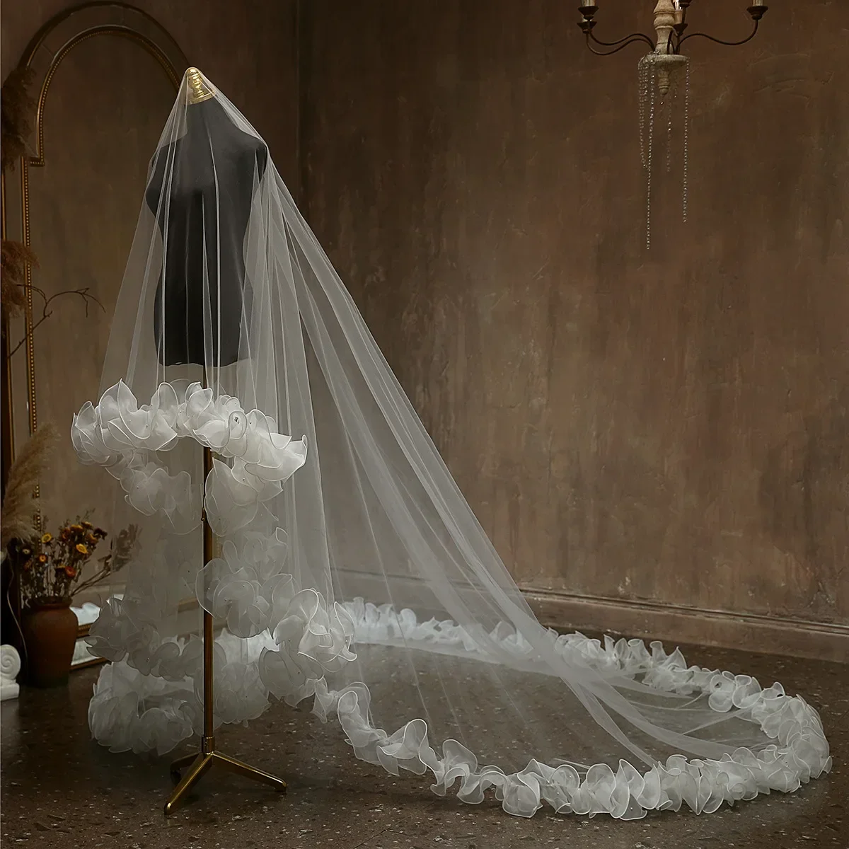 

Gorgeous Bridal Veils Women One-Layer Appliques Lace Edge Cathedral Veil Bride Complementos De BodaVelo De Novia Customized