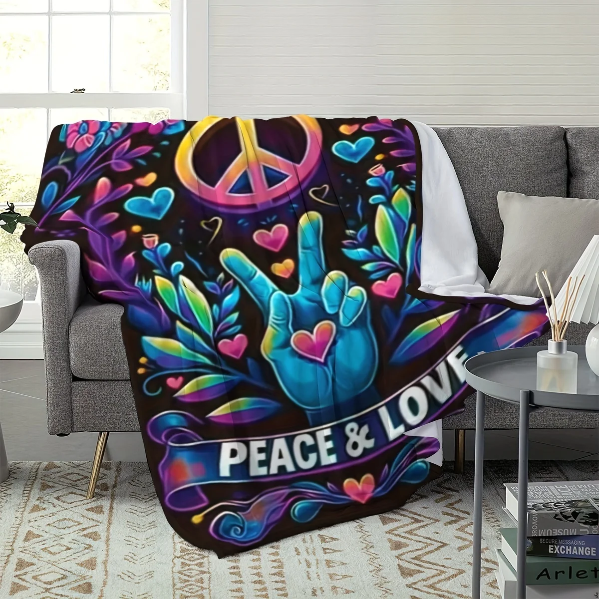 Contemporary Peace And Love Posture Printed Thick Knitted Blanket Anti Stain, Low Allergy, Four Seasons Polyester Machine