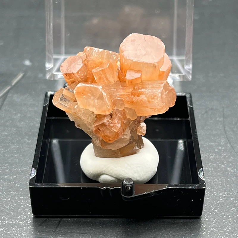 100% Natural aragonite quartzo cristal spero pedra cluster nepheline espaço cura pedras naturais e minerais box size 35*35*35mm