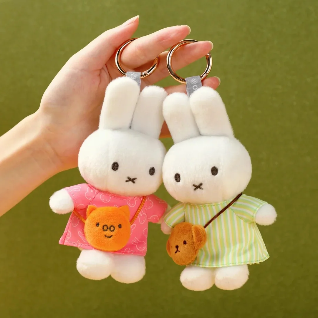Echte Miffy Mysterious Box Travel Series Blind Box Schlüsselanhänger Puppenspielzeug Ornament Weihnachtsgeschenk Spielzeug