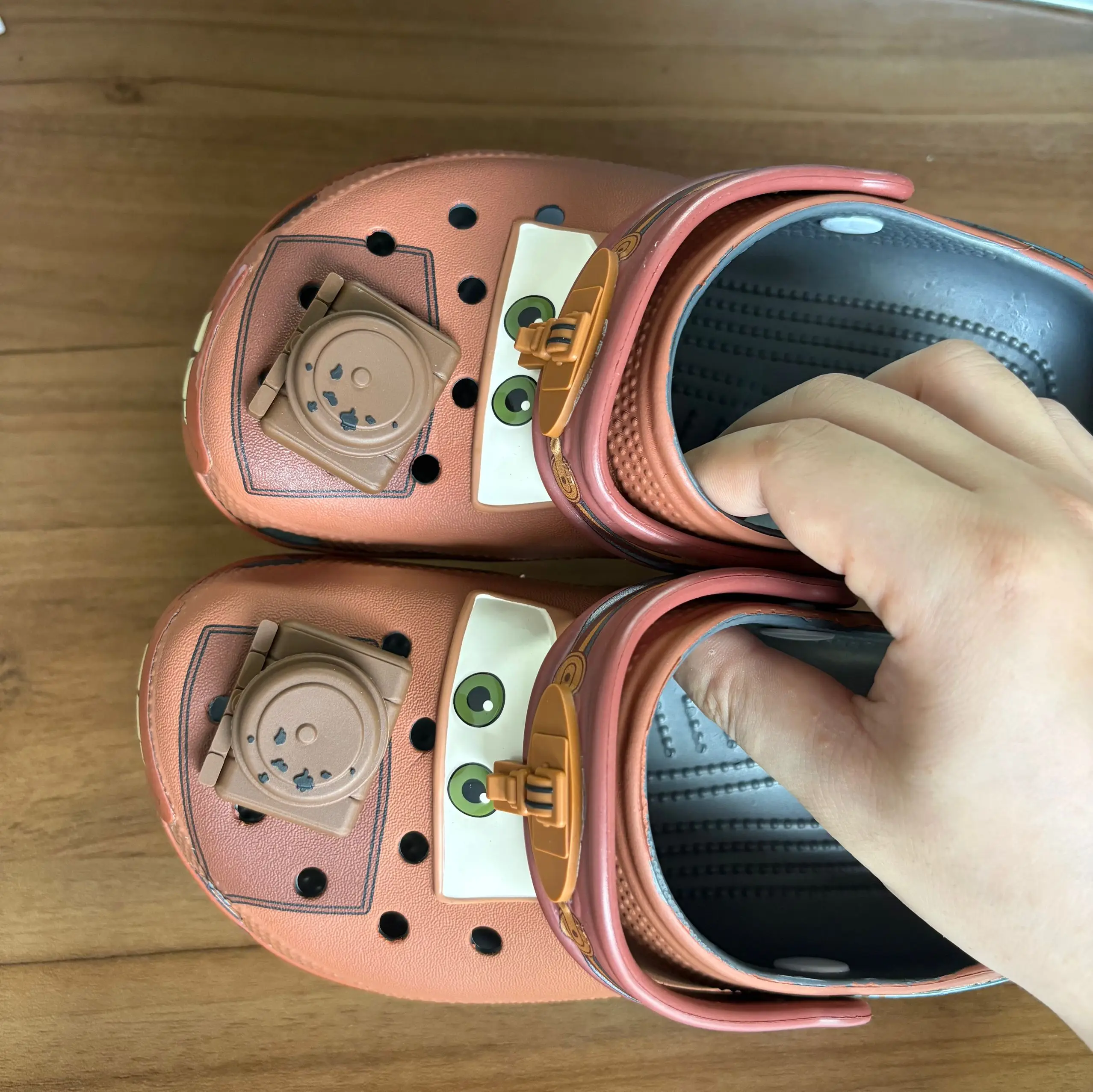 Mcqueens Pixar Mater Anime Derivati Cartoon Pantofole impermeabili Sandali con foro Sandali da esterno Casual Traspirante Eva