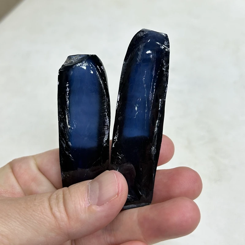 

200g/Lot Uncut Lab Created Sapphire Blue Synthetic Corundum Stone Gems Rough Mohs Hardness 9