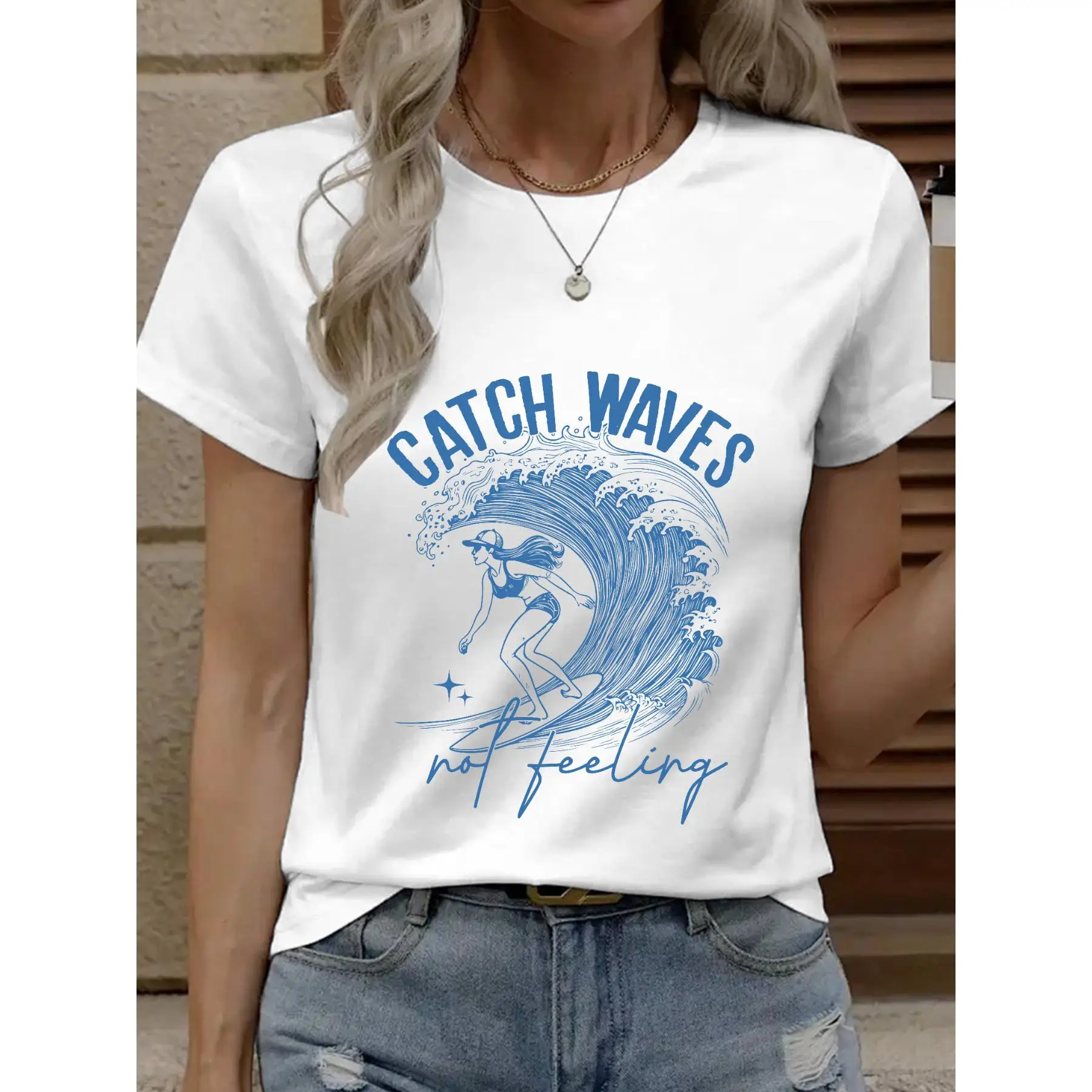

Catch Waves Not Feeling T-shirt Women's Surfing Graphic Tee Beach Vacation Tops Retro Surfer Girl Gifts Ocean Wave Tee