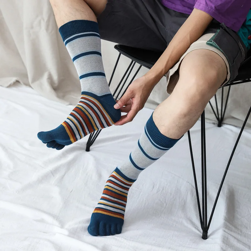 1Pair Men Cozy Mid-Calf Colorful Five Finger Split Socks Soft Cotton Casual Sock Breathable Comfortable High Quality Sports Sox