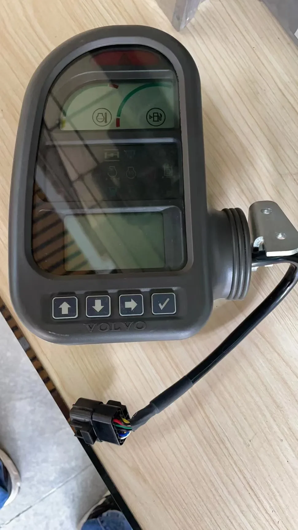 Bauersatzteile für Bagger 14390065 P03 1120077270   DE für EC210BLC