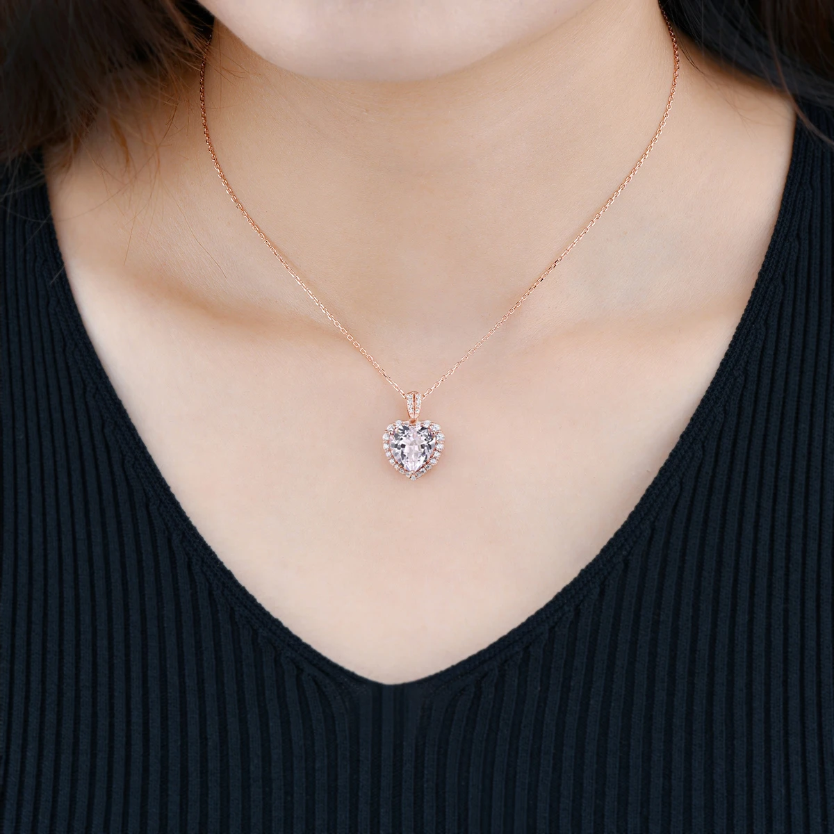 Natural Pink Amethyst Silver S925 Heart Design Pendants 4.18 Carats Gemstone Romantic Girlfriend Fine Jewelry Gifts