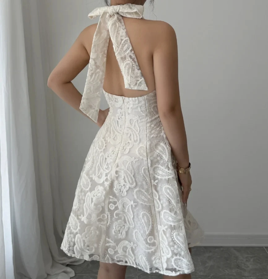 

Sexy Simple High-End Halter Dress for Women Temperament Commuting Women's High Waist Apricot Elegant & Fashion A-Line Dresses