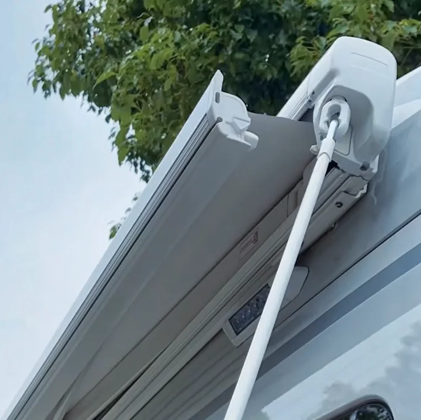 حار بيع Awnlux الجانب شنت التحكم اليدوي متنقل المظلة الشمس الظل العربة RV المظلة