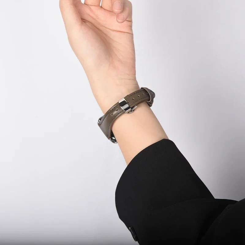 حزام من الجلد لساعة أبل 40 مللي متر 42 مللي متر 44 مللي متر 45 مللي متر 49 مللي متر 41 مللي متر صغير سليم فراشة مشبك iwatch سلسلة 9 8 7 6 SE 5 الترا 2