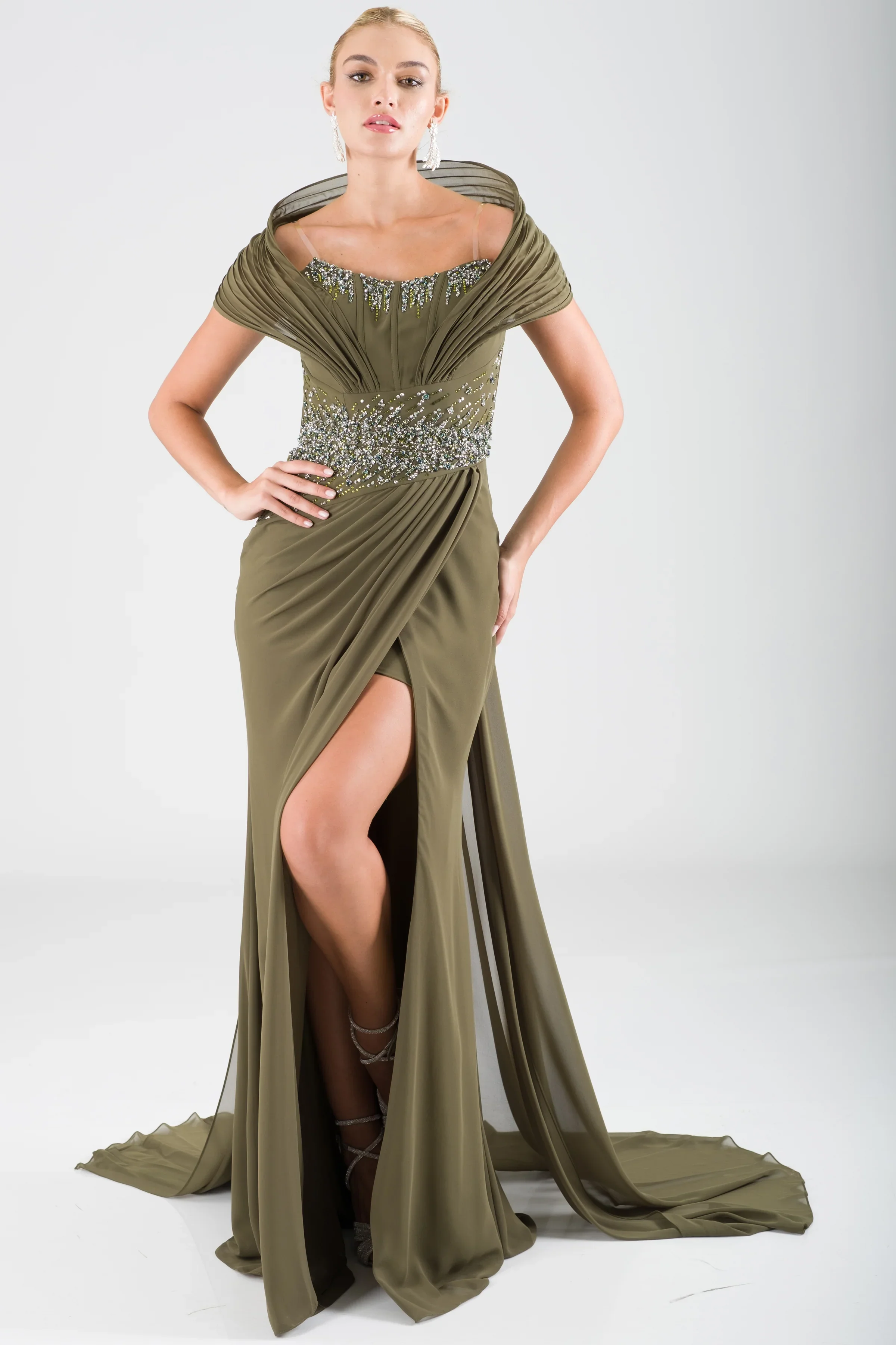Luxury Beadings Green Prom Dresses Sequins Strapless Evening Dresses Crystal Dubai Saudi Arabia فساتين سهرة Customized