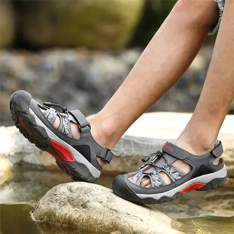 Męskie sandały Outdoor Summer Breathable Beach HikingNon-slip Wading Shoes Thick Sole Closed Toe Aqua Shoes