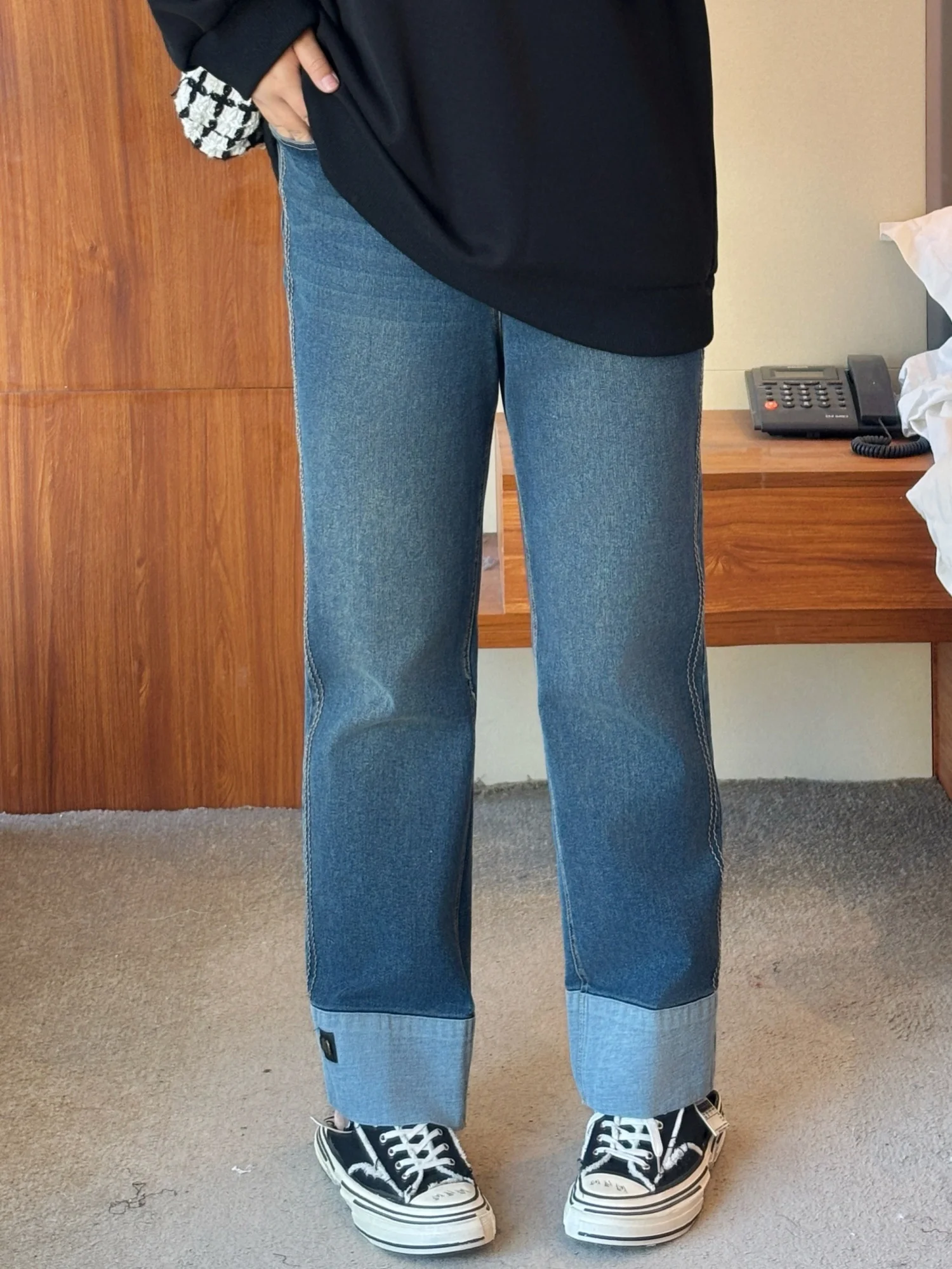 

Женские джинсы с высокой талией больших размеров, утягивающие, эластичные, модные, с комбинированным дизайном, новинка весеннего сезона, для повседневной носки, из смесового хлопка, прямого кроя