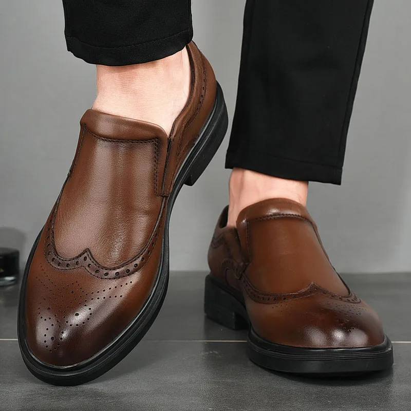 2026 High Quality Men's Comfortable Blok Carved Leather Shoes Spring Brand Men's Round Toe Business Wedding Casual Leather Shoes