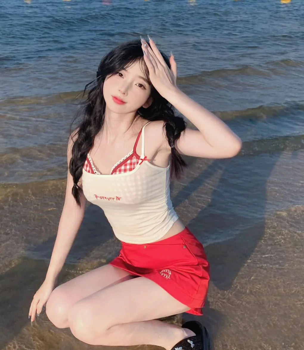 

2024 New Women's Bikini Set Sweet Girl Separate Swimwear Four-piece Suite Small Chest Conservative Thermal Holiday Pure Desir...