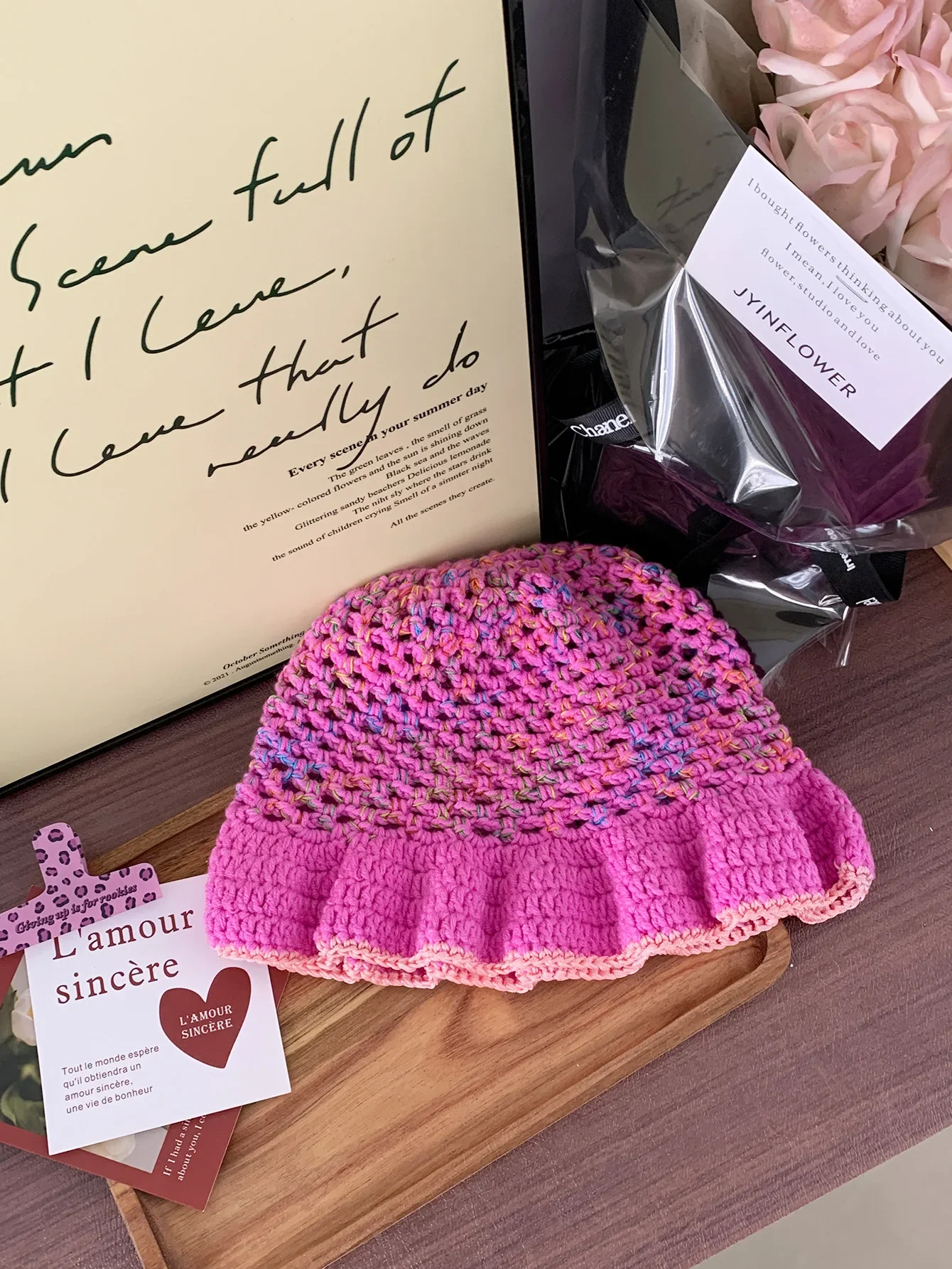 Reine handgemachte niedliche koreanische Frühling Herbst Frauen Wolle Eimer Hut Regenbogen vielseitige einfache Blume gestrickt Eimer Hut
